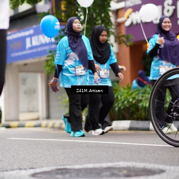 Runner Photo 8895056