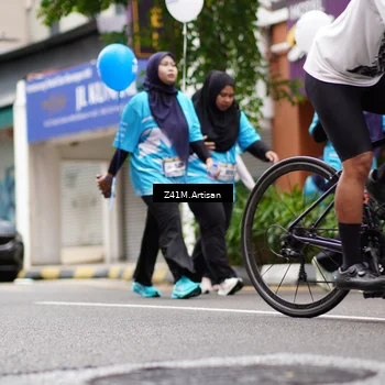 Runner Photo 8895057