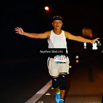 Runner Photo 8895077