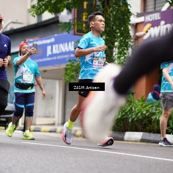 Runner Photo 8895114