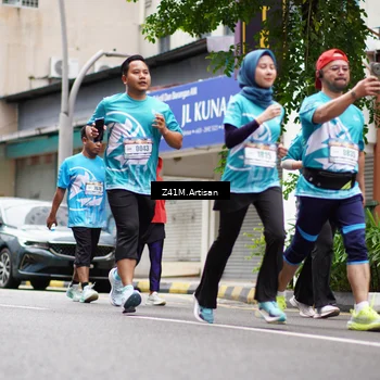 Runner Photo 8895142
