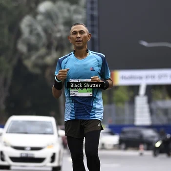 Runner Photo 8895215