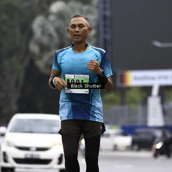 Runner Photo 8895229