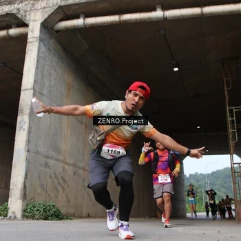 Runner Photo 8895262