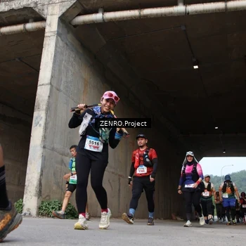 Runner Photo 8895336