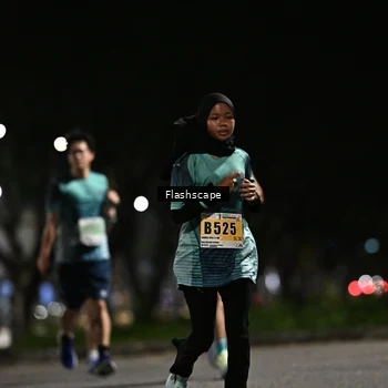 Runner Photo 8895340