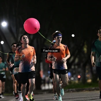 Runner Photo 8895368