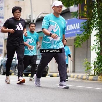 Runner Photo 8895383