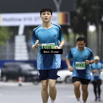 Runner Photo 8895399
