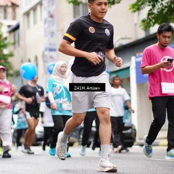 Runner Photo 8895443