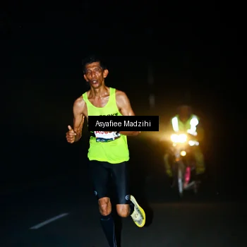 Runner Photo 8895495