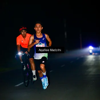 Runner Photo 8895561