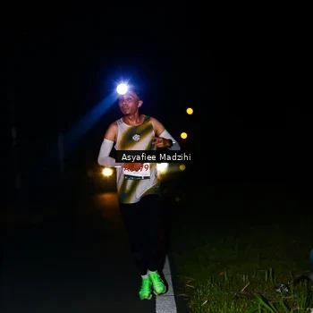 Runner Photo 8895676