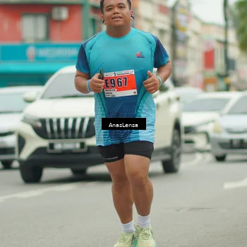 Runner Photo 8895693