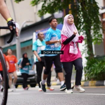 Runner Photo 8895701