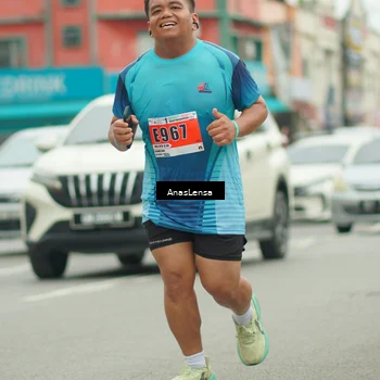 Runner Photo 8895703