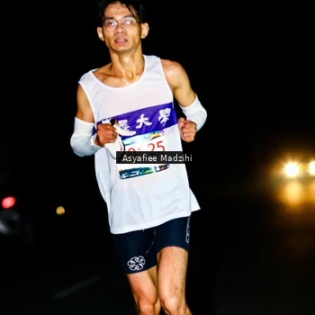 Runner Photo 8895728