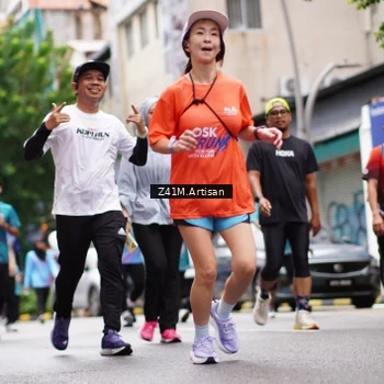 Runner Photo 8895744
