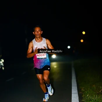 Runner Photo 8895787