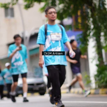 Runner Photo 8895812