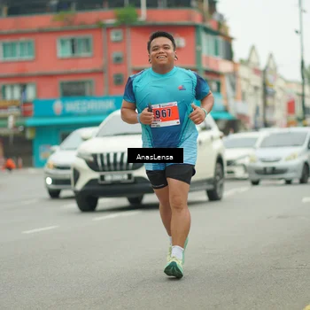 Runner Photo 8895908