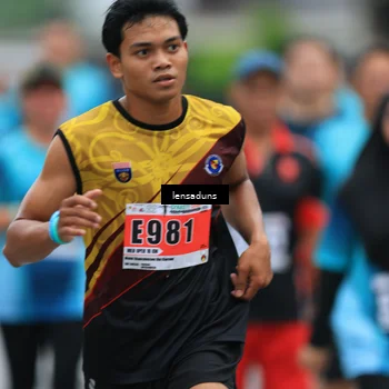 Runner Photo 8895917