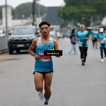 Runner Photo 8895990
