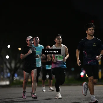 Runner Photo 8896000