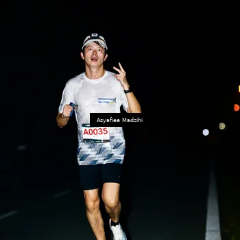 Runner Photo 8896001