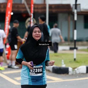 Runner Photo 8896058