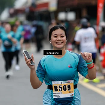 Runner Photo 8896077