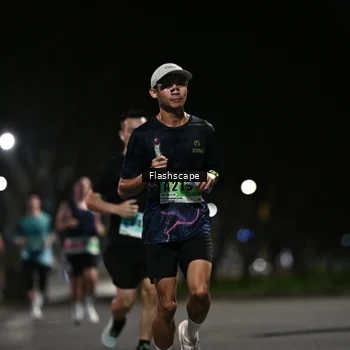 Runner Photo 8896218