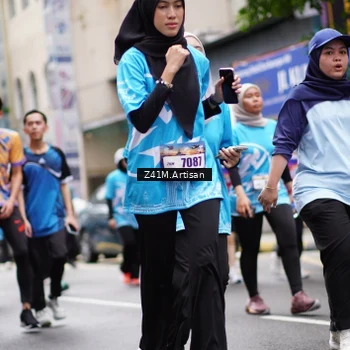Runner Photo 8896285