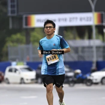 Runner Photo 8896309