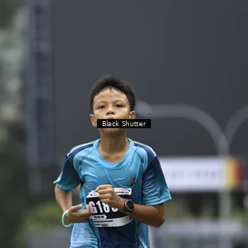 Runner Photo 8896311