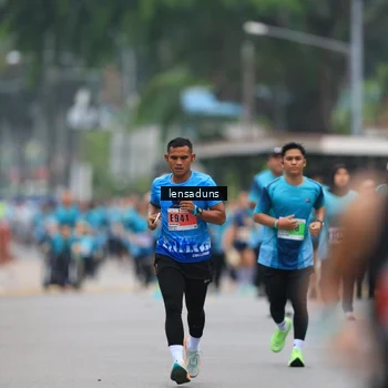 Runner Photo 8896320