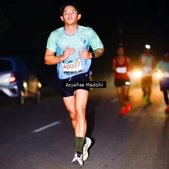 Runner Photo 8896329