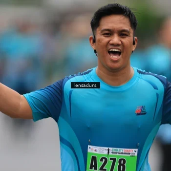 Runner Photo 8896335