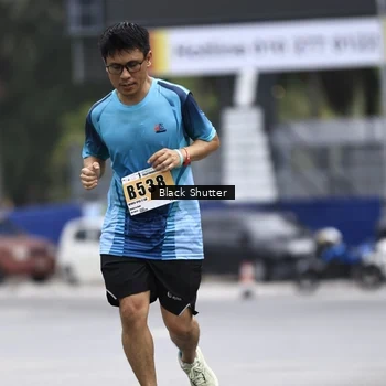 Runner Photo 8896389