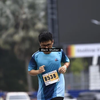 Runner Photo 8896428