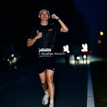 Runner Photo 8896449