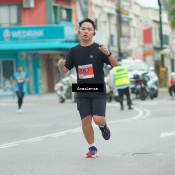 Runner Photo 8896579