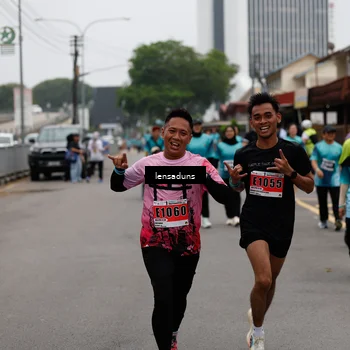 Runner Photo 8896655