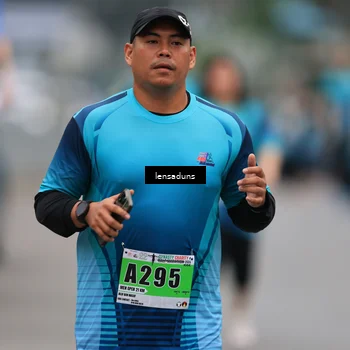 Runner Photo 8896682