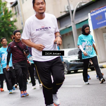 Runner Photo 8896749