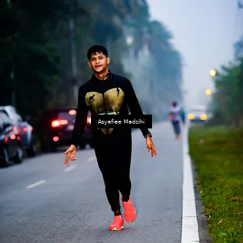 Runner Photo 8896812