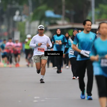 Runner Photo 8896837