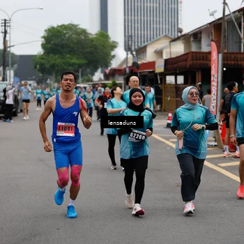 Runner Photo 8896896