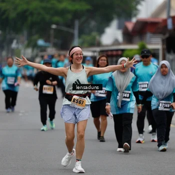 Runner Photo 8896911