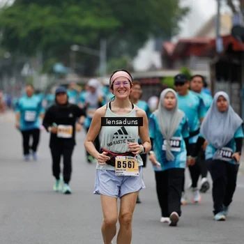 Runner Photo 8896945